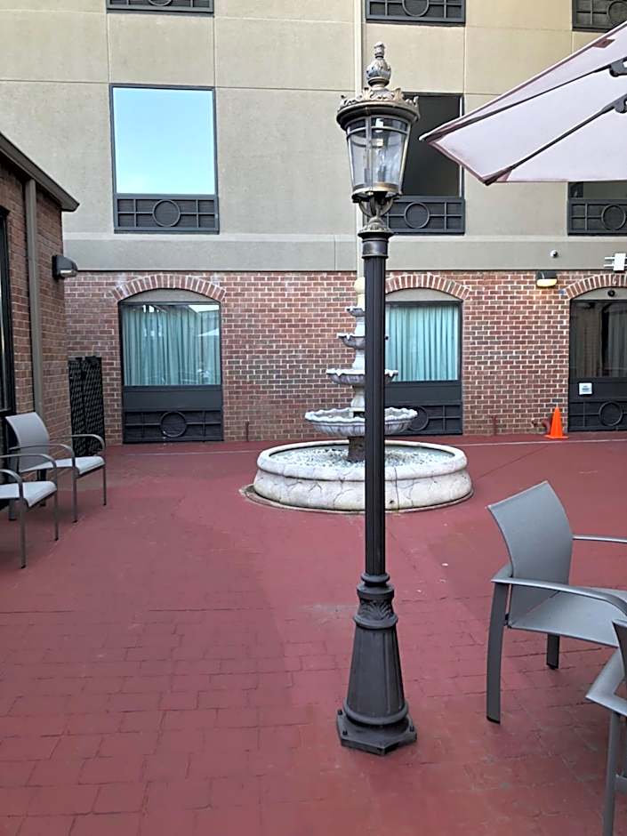 Holiday Inn Express Hotel & Suites Franklin By IHG
