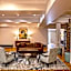 Hampton Inn By Hilton And Suites Charleston/West Ashley