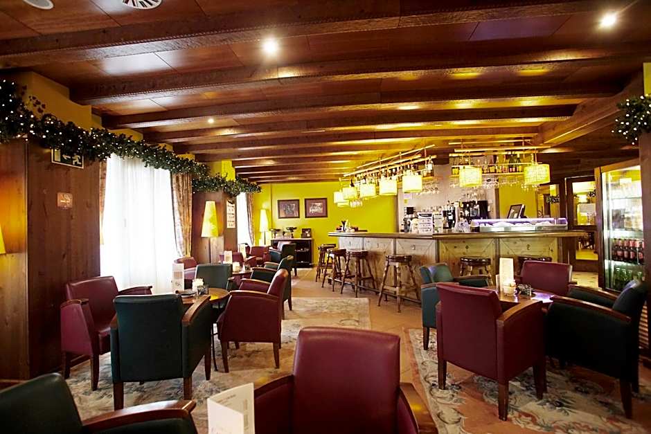 Ski Plaza Hotel & Wellness