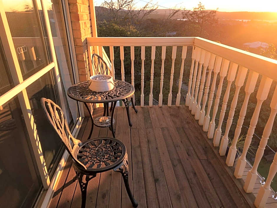 Waterview Gardens B&B