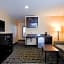 Holiday Inn Express Hotel & Suites Woodland Hills