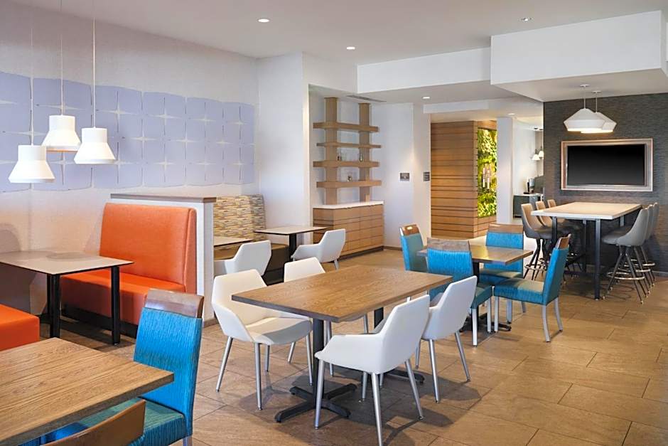 EVEN Hotel Denver Tech Center-Englewood