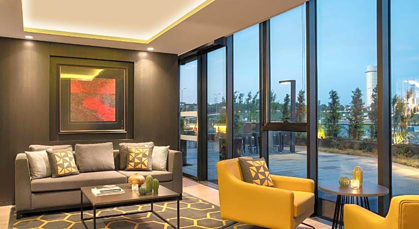 Centro Westside by Rotana