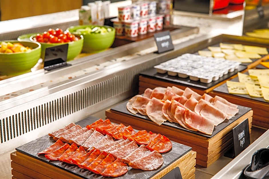 Holiday Inn Manchester Airport By IHG