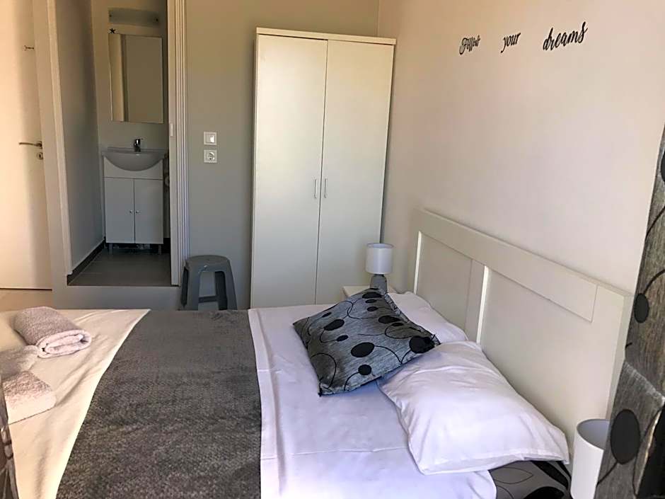 Galotel Agnoudas near the airport