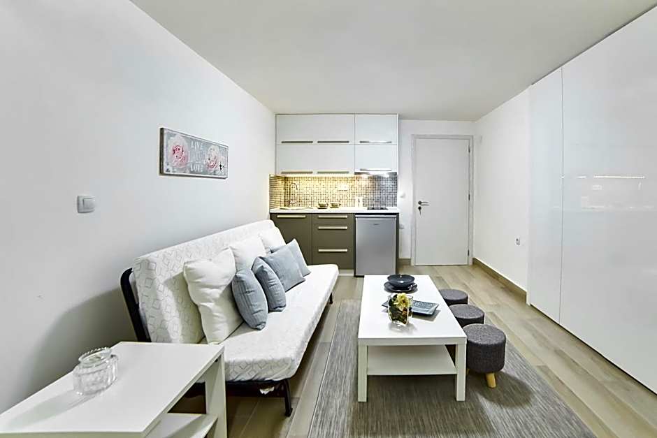 Villa Mare Monte ApartHotel