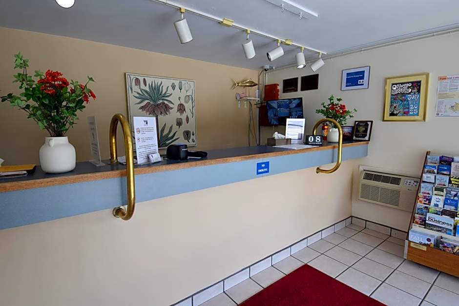 Knights Inn Oswego East