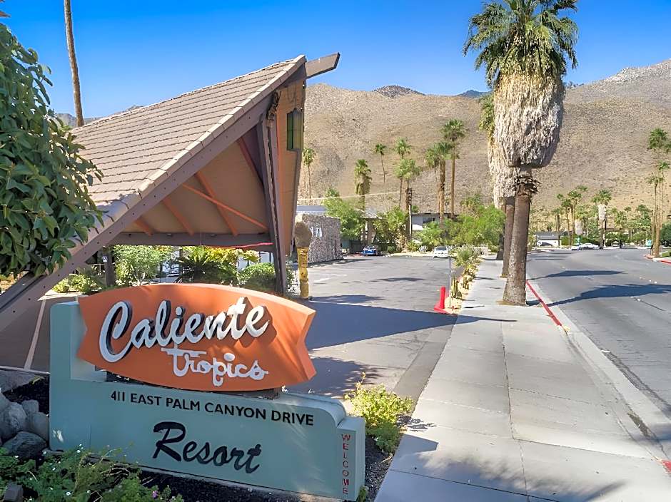 Caliente Tropics Hotel
