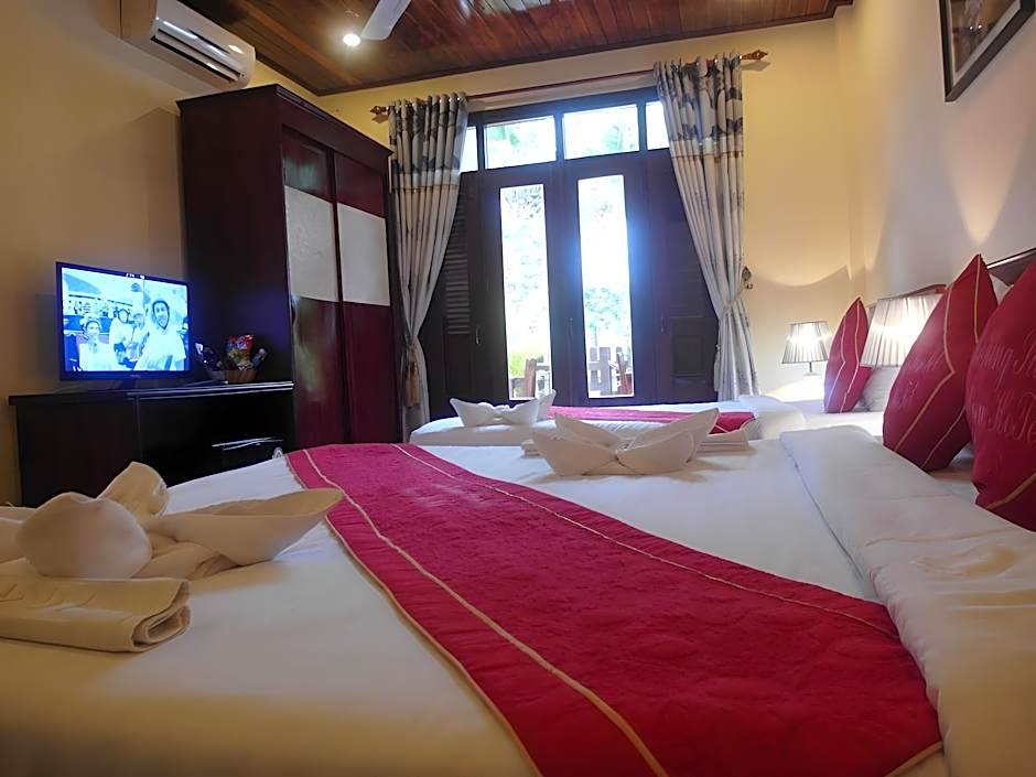 Sadakham Royal View Hotel