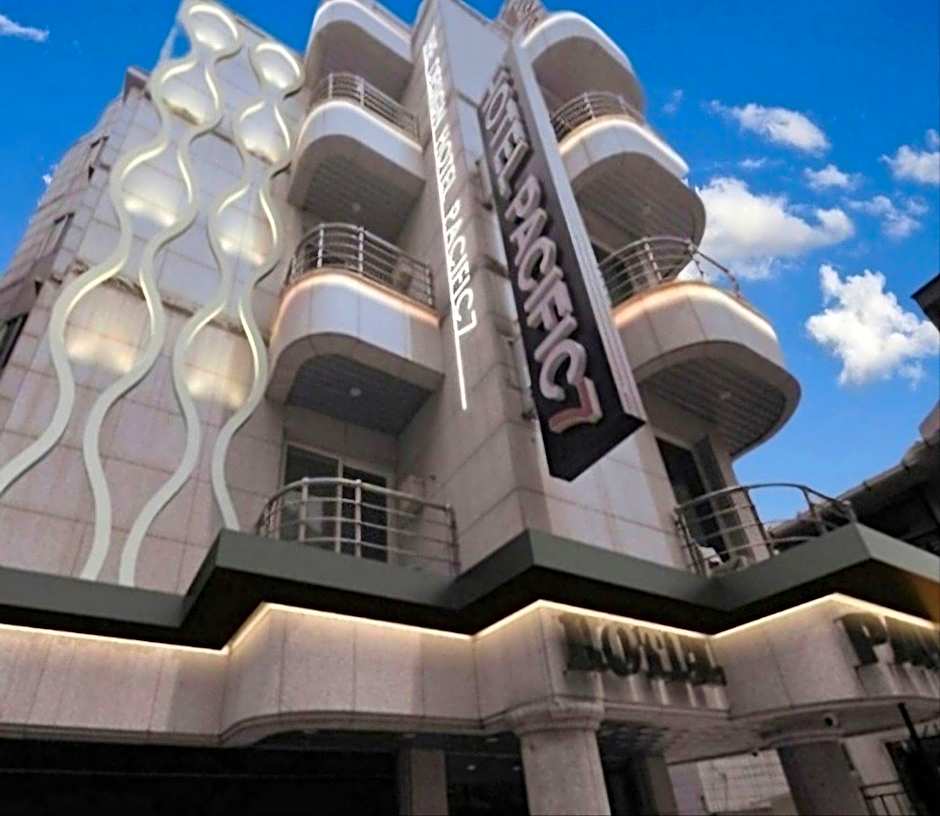 Pacific7 Hotel