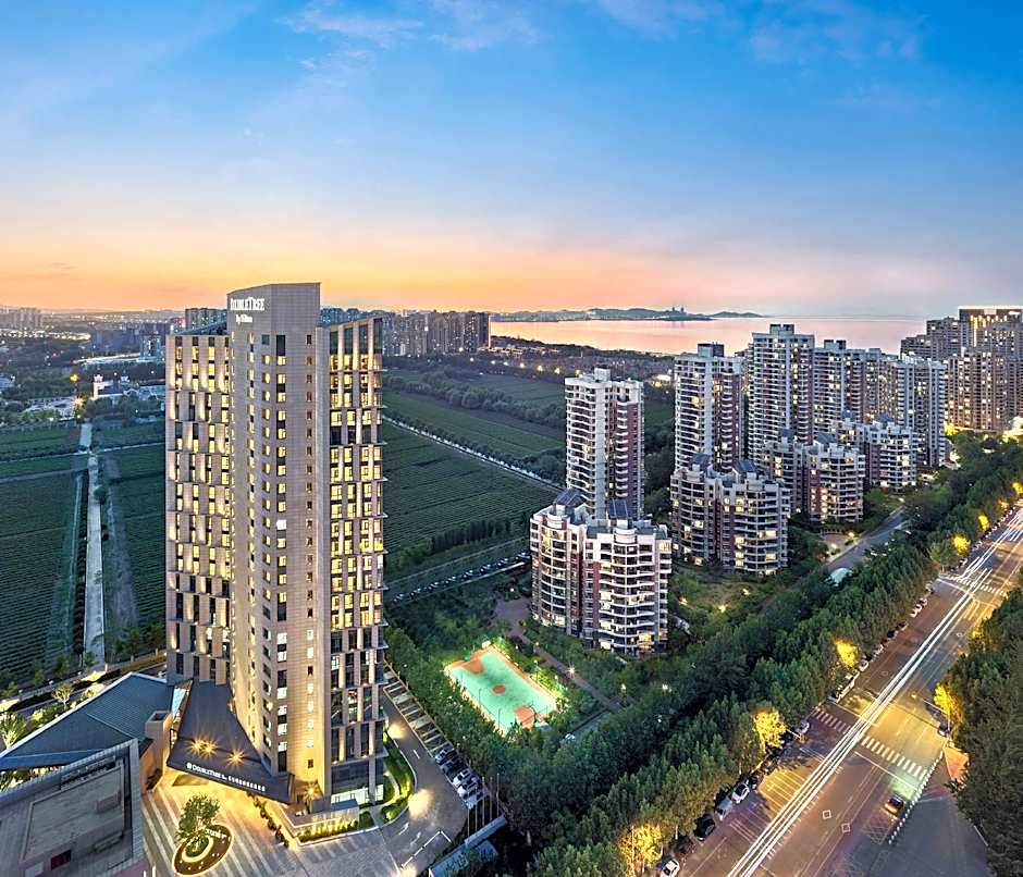 DoubleTree by Hilton Yantai Golden Coast Hotel & Suites