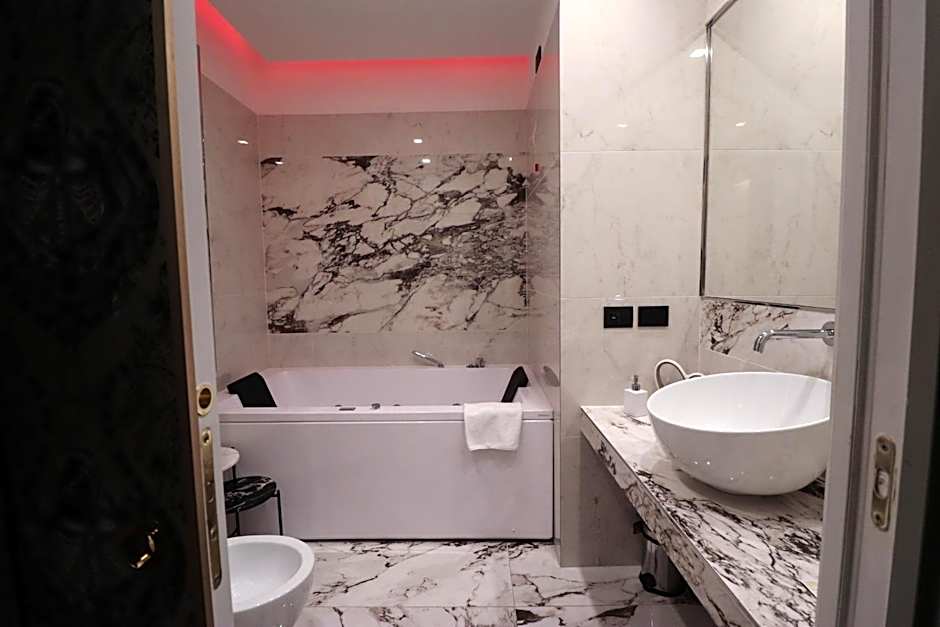 Aron Only Suites Bed and Breakfast