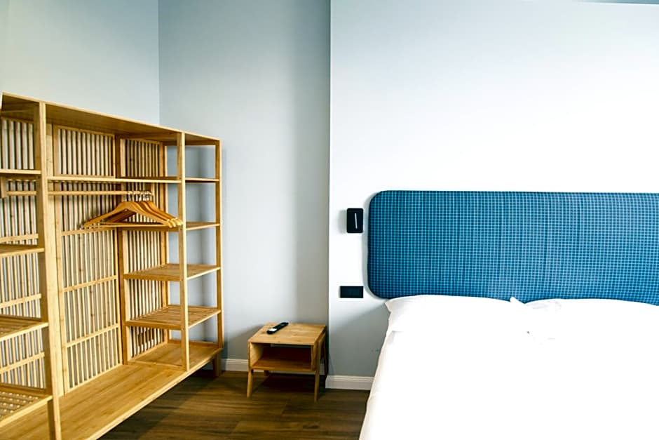 Albium Hotel