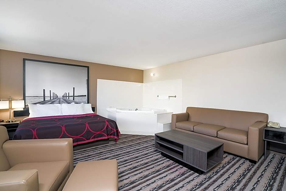 Super 8 by Wyndham Spirit Lake/Okoboji