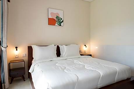 Double Room with Private Bathroom