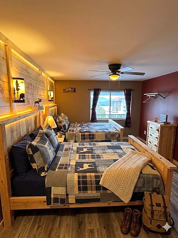 The Lake George Inn