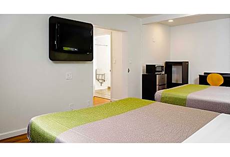 2 Full Beds | Non-Smoking