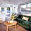 The Wesley by AvantStay Mid-Century Modern Oasis with Pool