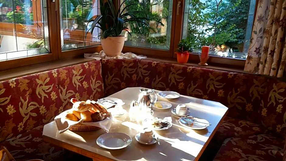 Gasthof Pension Traube