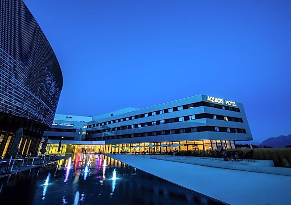 Aquatis Hotel
