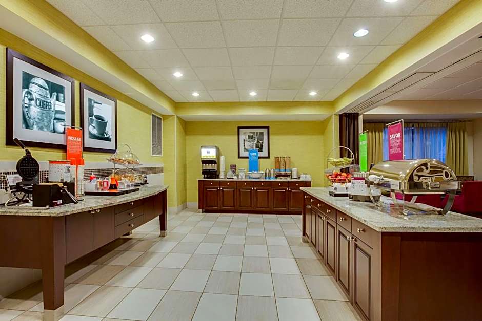 Hampton Inn By Hilton Ozark