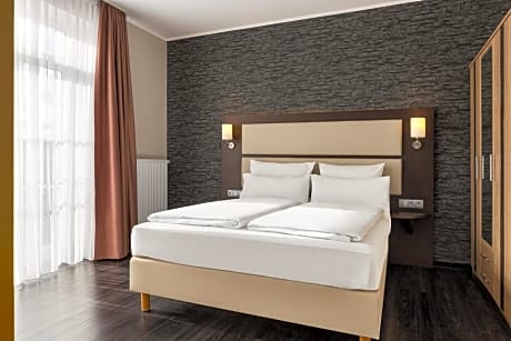 Comfort Plus Room