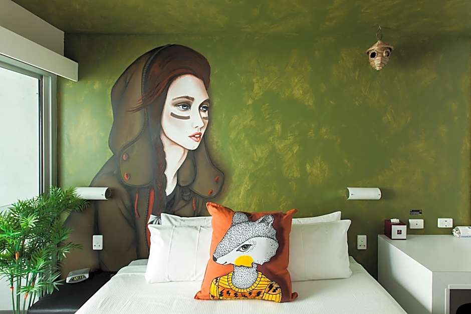 Majestic Minima Hotel