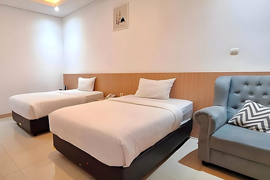 Urbanview Hotel Syariah Hapsari YIA