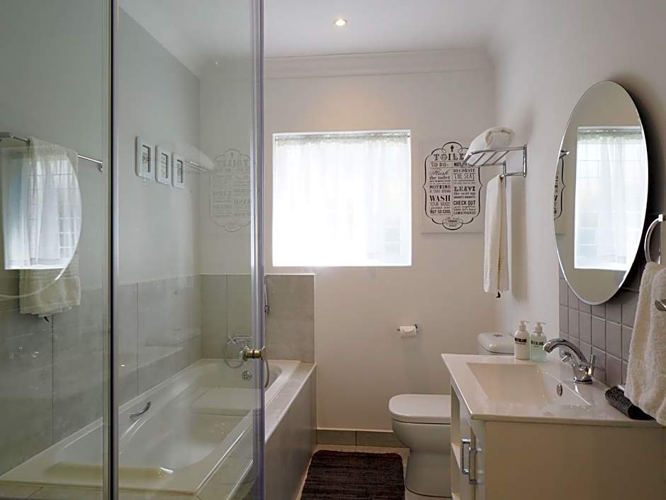 Waterland Lodge
