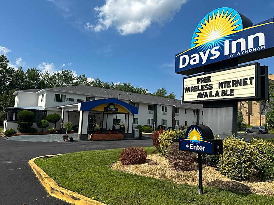 Days Inn by Wyndham Runnemede Philadelphia Area