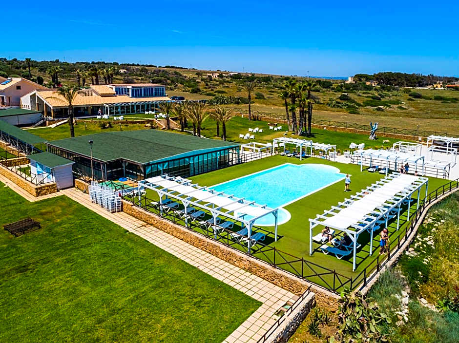 Hotel Capo Campolato