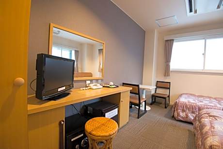 Twin Room - Non-Smoking