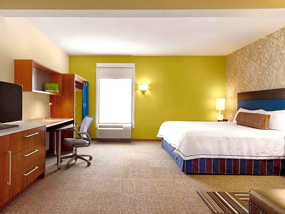 Photo 1 of 5 of 1 King Bed Suite, Hearing Accessible