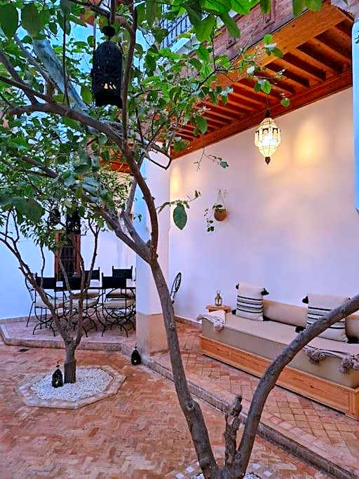 RIAD SAMAH