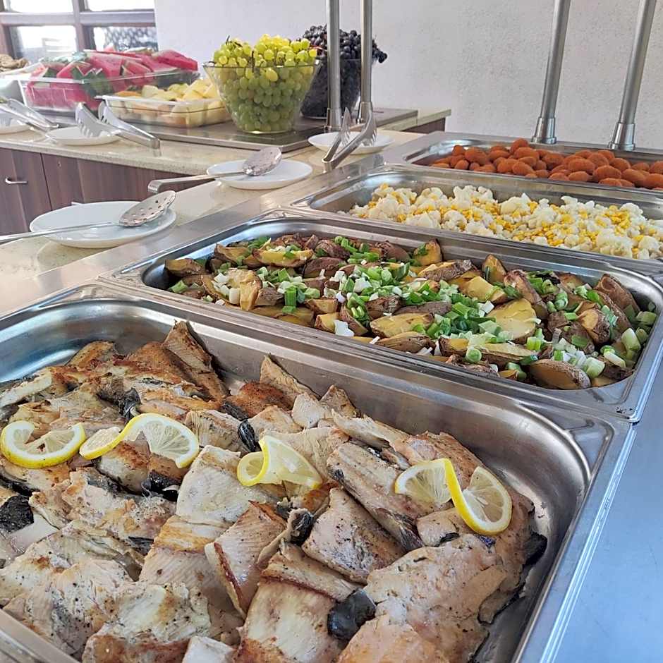 Moreto Seaside Aparthotel