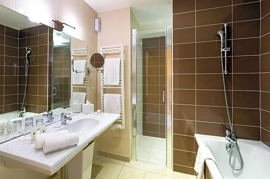 Hôtel De La Poste & Du Lion D'or