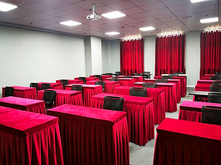 Lavande Hotels· Jingmen Xingqiu Shijiecheng