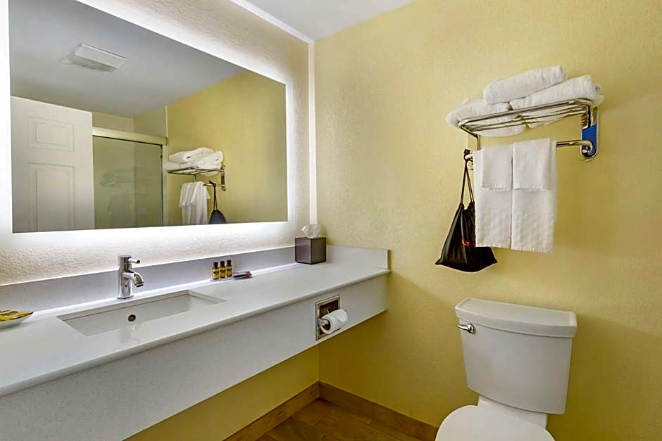 Best Western Plus Cold Spring