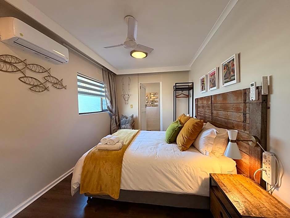 Dolphin Circle Bed and Breakfast