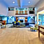 Holiday Inn Express & Suites Petoskey by IHG
