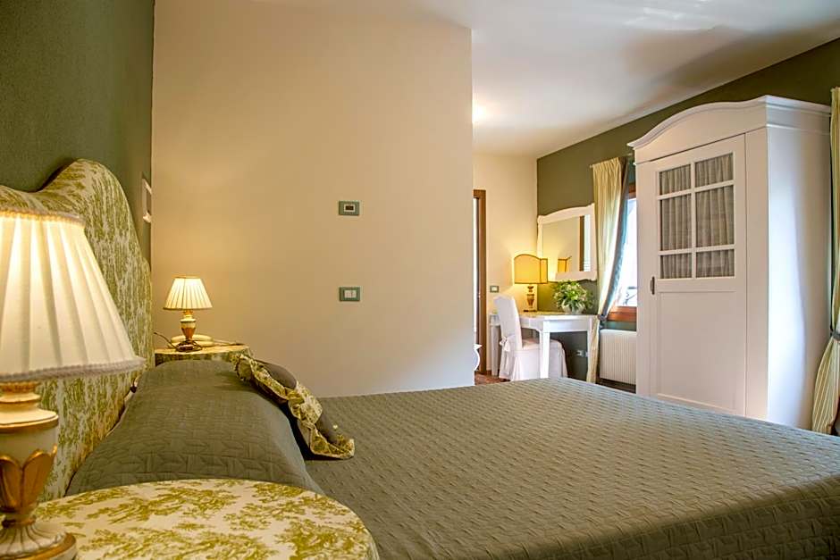 Hotel Calvi-Ristorante Mainor