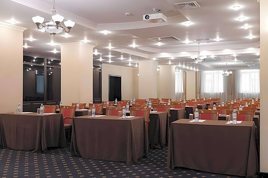 Grand Tien Shan Hotel