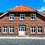 Natura Ferienhaus, Ferienwohnungen in Rhauderfehn , Komfort für Gäste & Firmen ,WLAN & Parkplatz