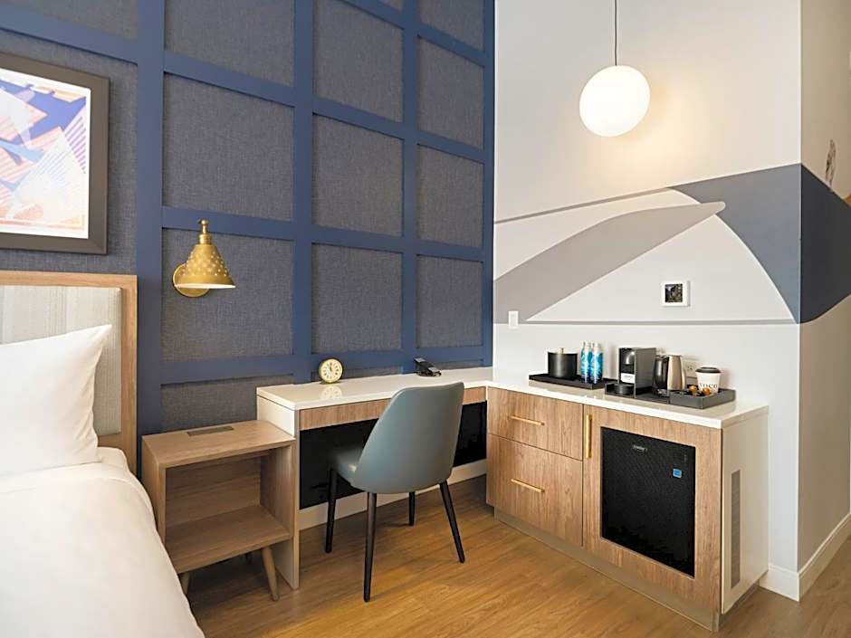 voco Fiorello - LaGuardia Airport by IHG
