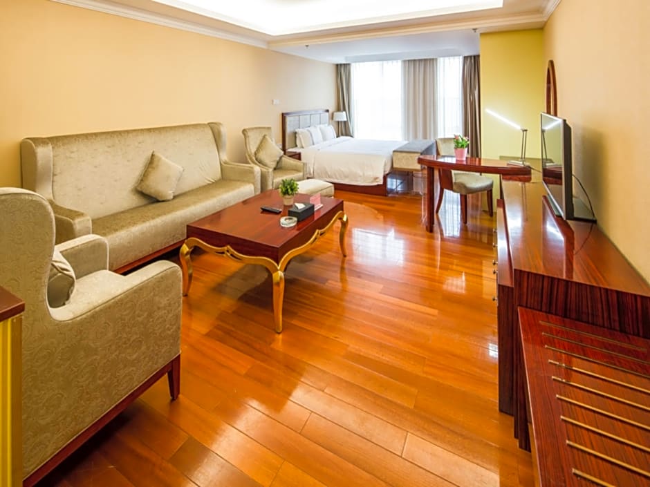 Grand Eastern International Apartment