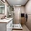 Upper East Side Luxury 3BR 2B 1700 square feet