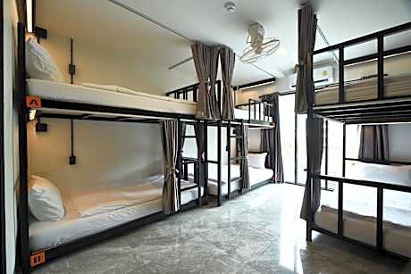 Bed in 6-Bed Dormitory Room