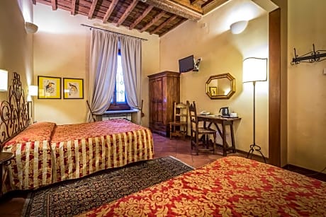 Quadruple Room (4 Twin Beds)