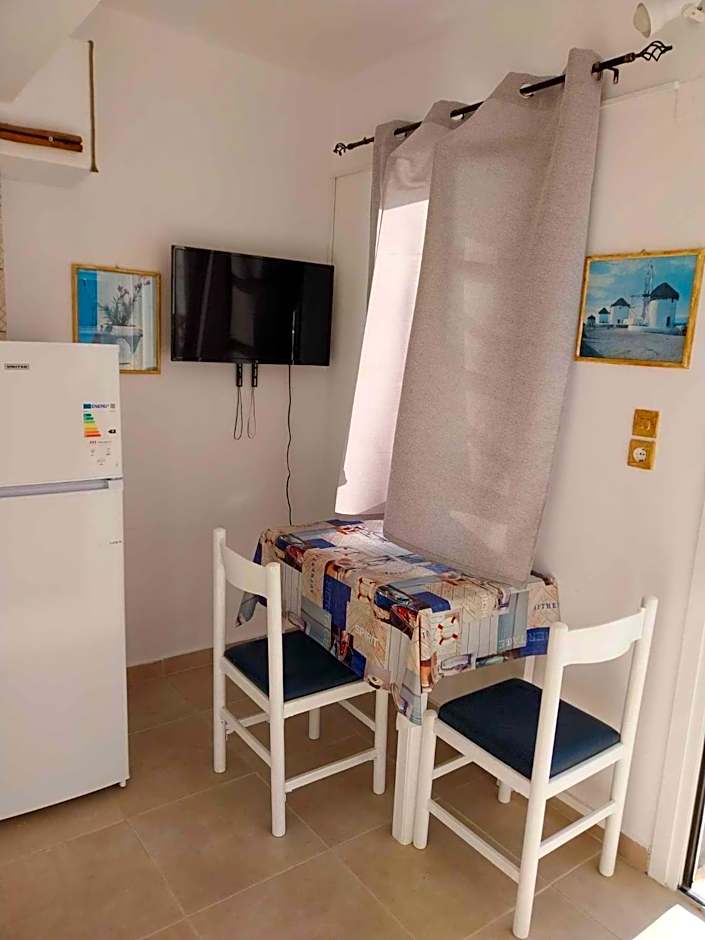 Kalymnos Platy Gialos Mousellis Makis Apartments