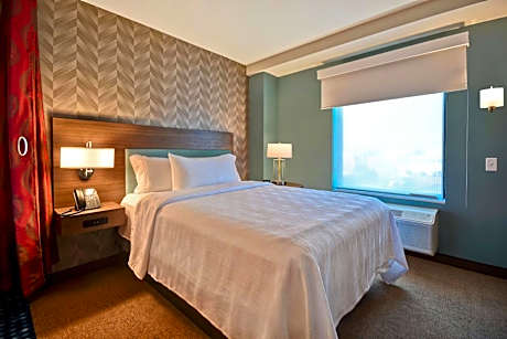 1 Queen Bed Studio Nonsmoking